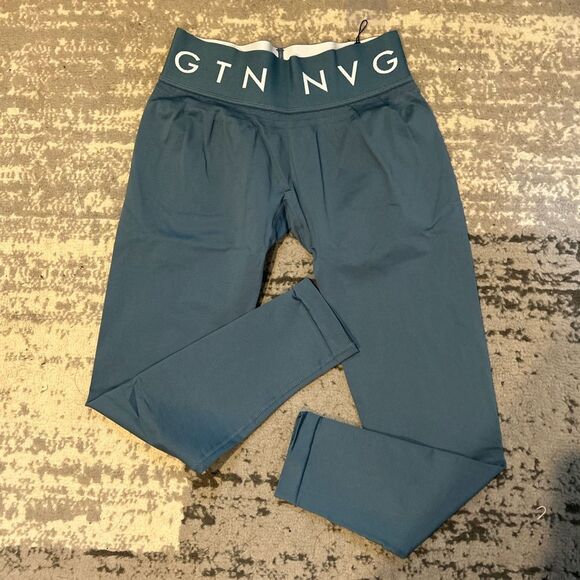 NVGTN Charcoal Sport Seamless Leggings size M NWT - Picture 3 of 4